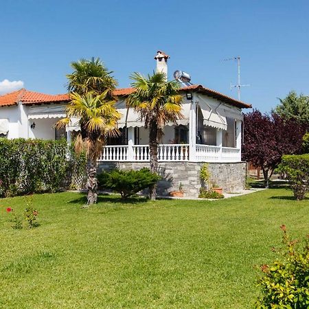 Seaside Villa Halkidiki Неа Ираклия Екстериор снимка